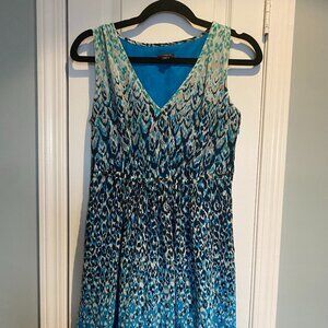 Ann Taylor Petite Sleeveless V-Neck Dress – Size 2P